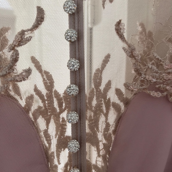 Mother of the Bride or Groom gown - Picture 4 of 12